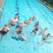 tips-tricks - UHTT zwemcursus borstcrawl bosbad leersum 1 180x180 - 4 belangrijke zwem tips voor beginnende triatleten - Zwemmen, vlog, video, triathlon, trainen, tips, Jorrit, Gerrit